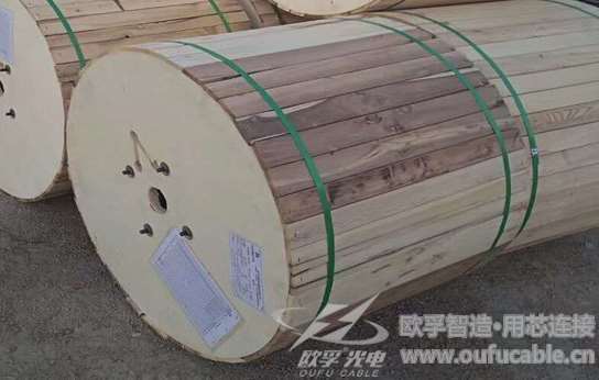 小黄片在线看污污光纤小黄片APP下载观看生产厂家：24芯ADSS电力小黄片APP下载观看运行参数